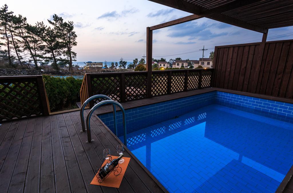 White Dream Pension Jeju Extérieur photo