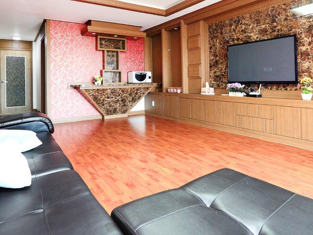 White Dream Pension Jeju Extérieur photo