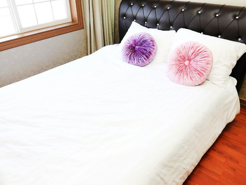 White Dream Pension Jeju Extérieur photo