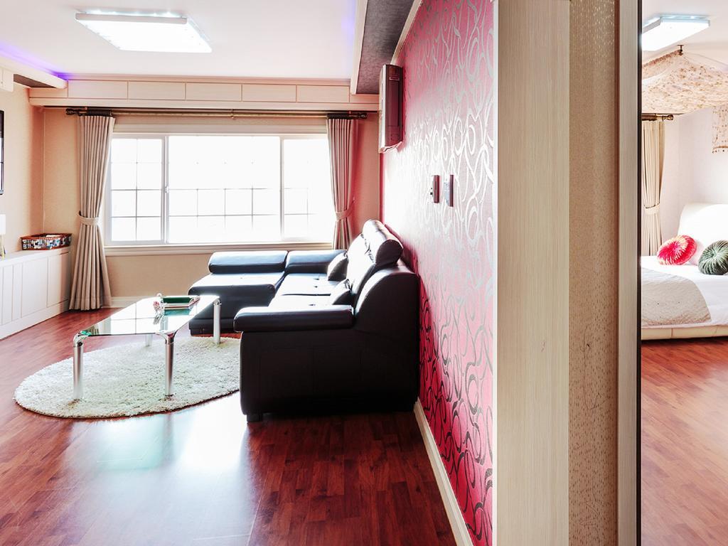 White Dream Pension Jeju Extérieur photo