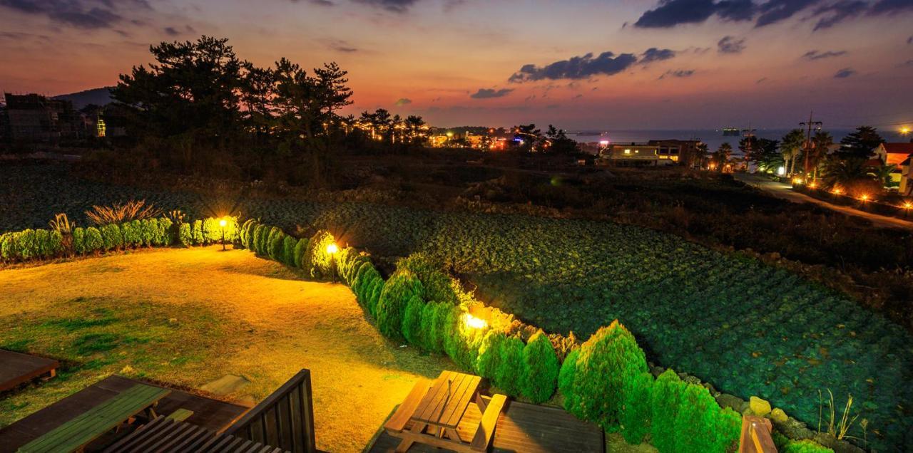 White Dream Pension Jeju Extérieur photo